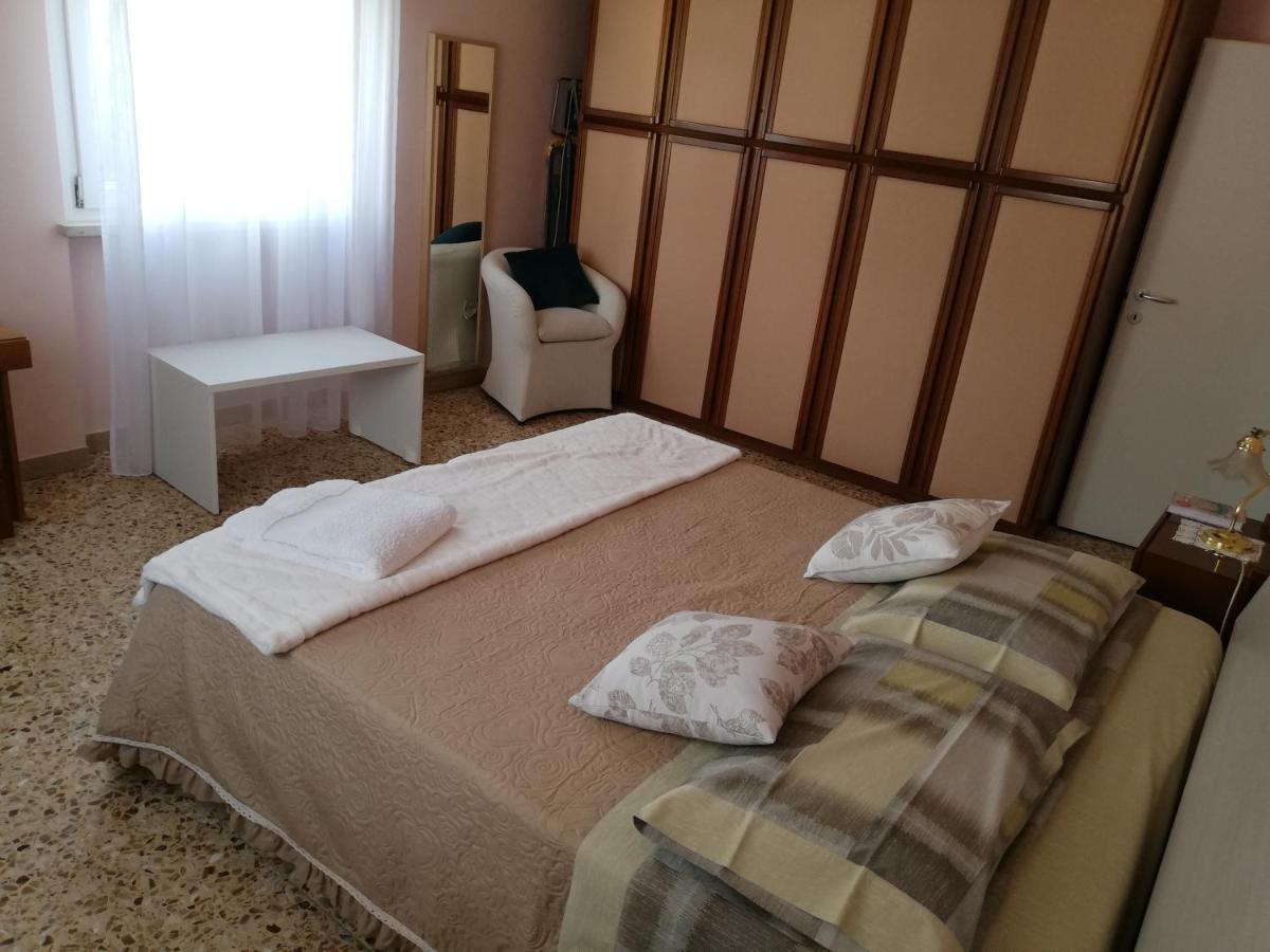 La Coquille Appartamento Vicino All'Ospedale Negrar Exterior photo